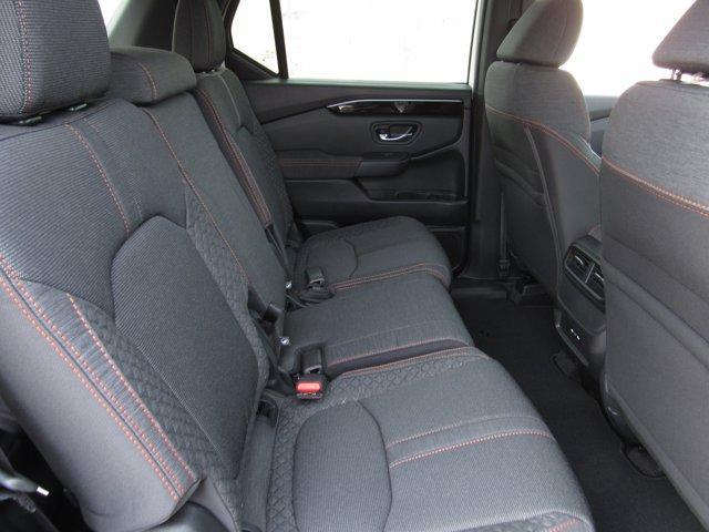 new 2025 Honda Pilot car, priced at $44,250