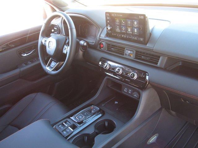 new 2025 Honda Pilot car, priced at $51,785