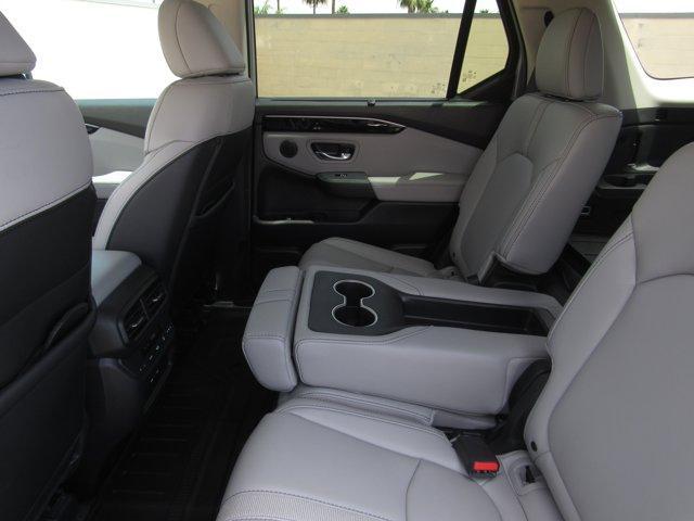 used 2025 Honda Pilot car, priced at $44,780