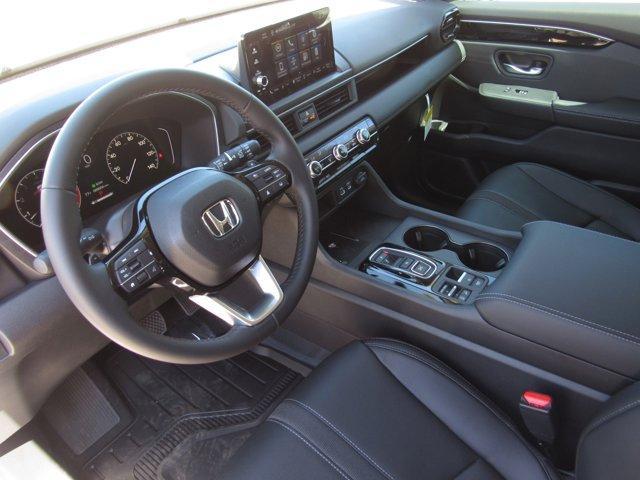 new 2025 Honda Pilot car, priced at $48,280