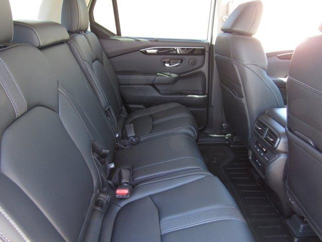 new 2025 Honda Pilot car, priced at $48,280