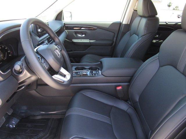 new 2025 Honda Pilot car, priced at $48,280