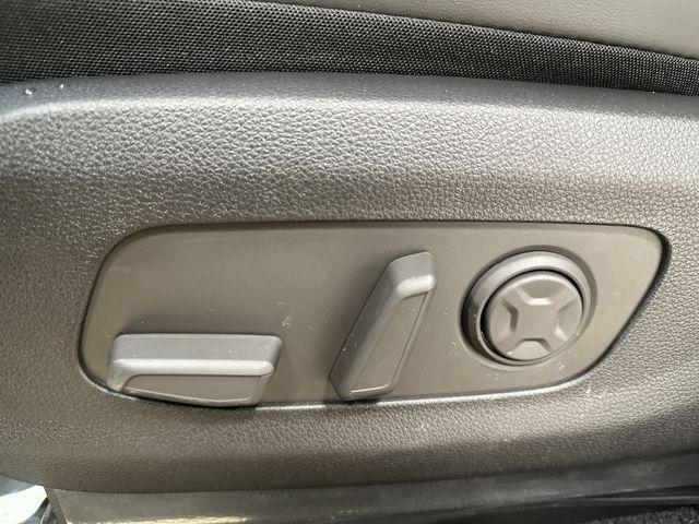 new 2026 Kia Carnival car, priced at $38,614