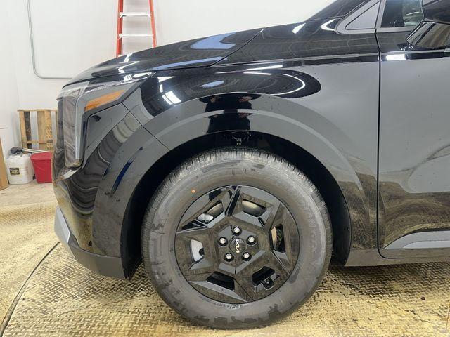 new 2026 Kia Carnival car, priced at $38,614