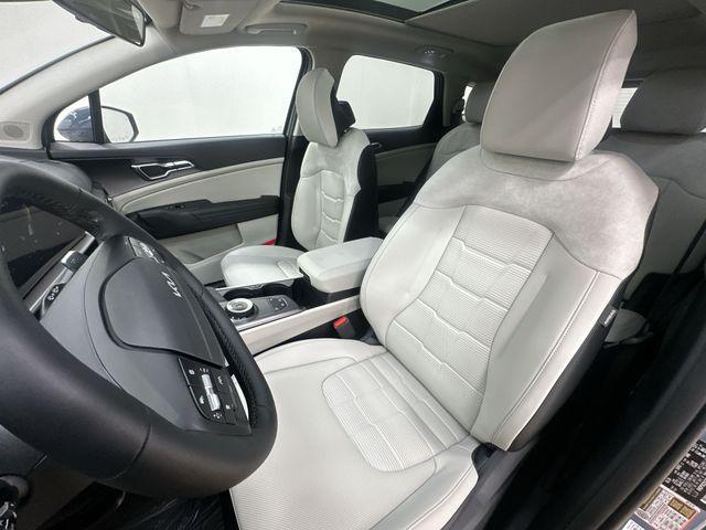 new 2026 Kia Sportage Hybrid car, priced at $39,036