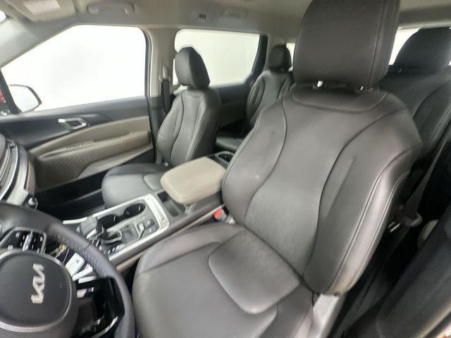 new 2026 Kia Carnival car, priced at $38,100