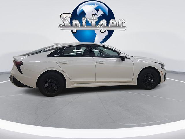 new 2026 Kia K5 car, priced at $27,075