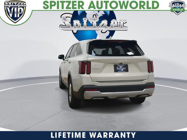 new 2026 Kia Sorento car, priced at $31,615
