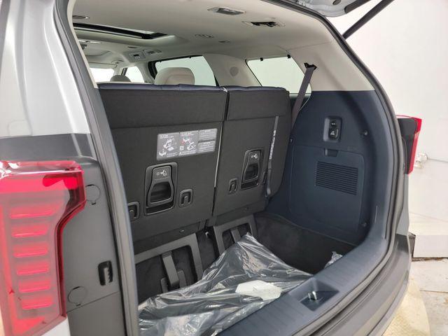 new 2026 Kia Carnival car, priced at $49,654