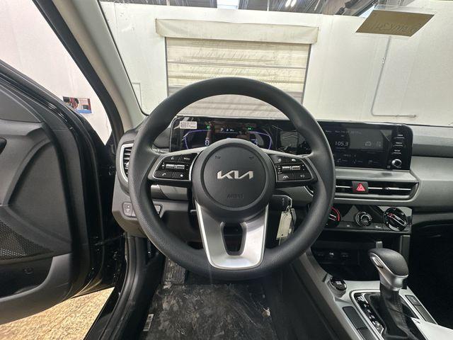 new 2026 Kia Seltos car, priced at $25,247