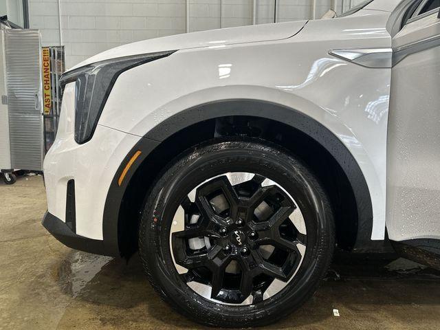 new 2026 Kia Sorento car, priced at $35,598