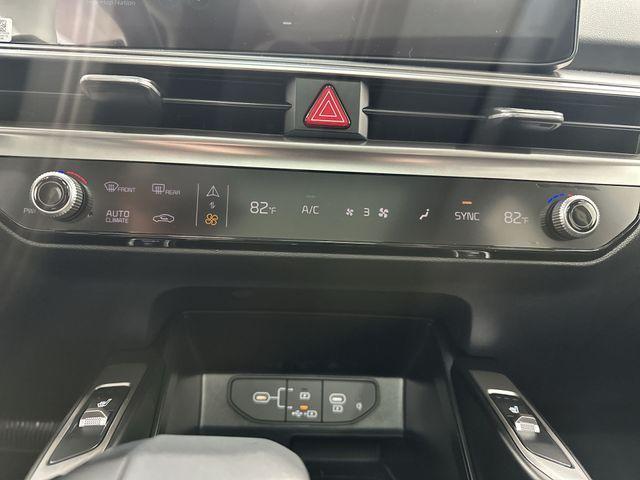 new 2026 Kia Sorento car, priced at $35,598