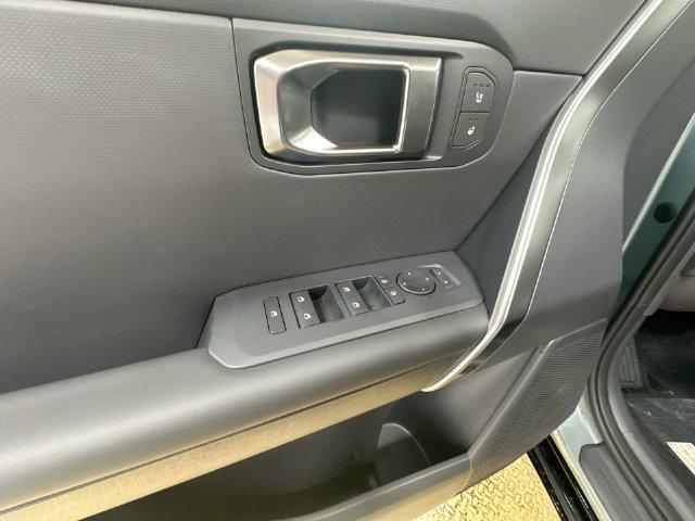 new 2027 Kia Seltos car, priced at $32,581