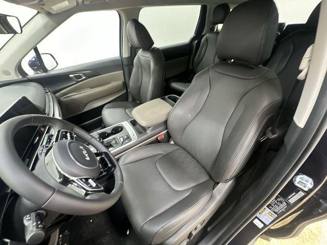 new 2026 Kia Carnival car, priced at $38,600