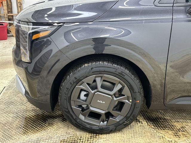 new 2026 Kia Carnival Hybrid car, priced at $42,200