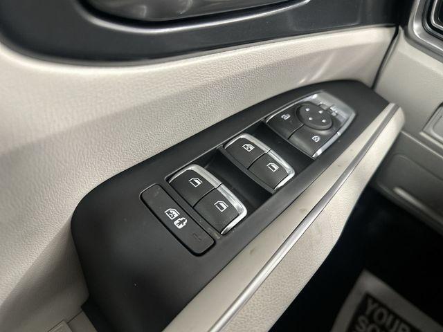 new 2026 Kia Sorento car, priced at $35,723