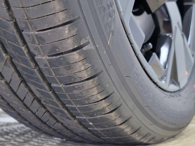 new 2026 Kia Sportage car, priced at $35,584