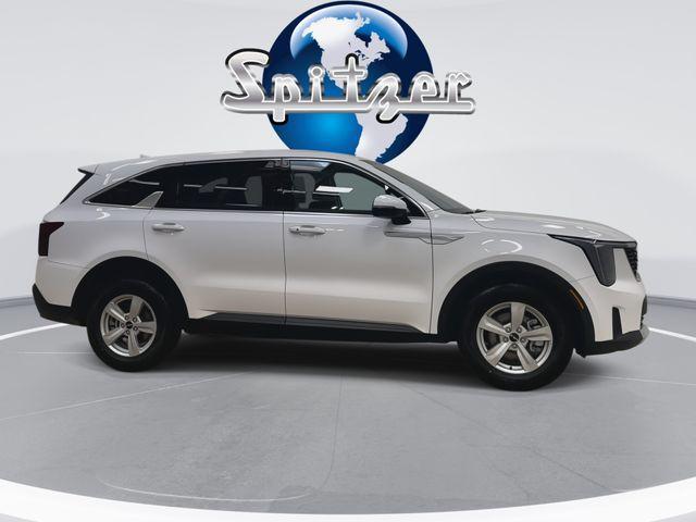 new 2026 Kia Sorento car, priced at $31,259