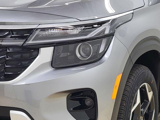 new 2026 Kia Seltos car, priced at $26,778