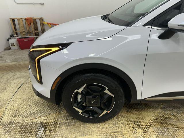 new 2026 Kia Sportage car, priced at $29,988