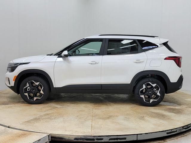 new 2026 Kia Seltos car, priced at $28,529