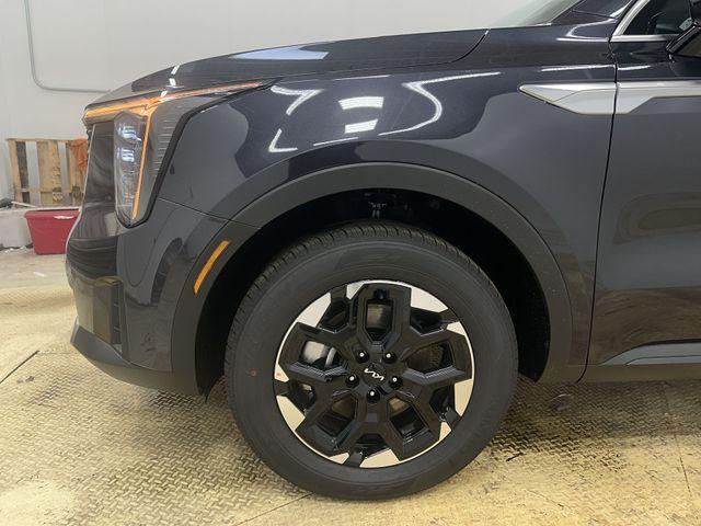 new 2026 Kia Sorento car, priced at $35,689