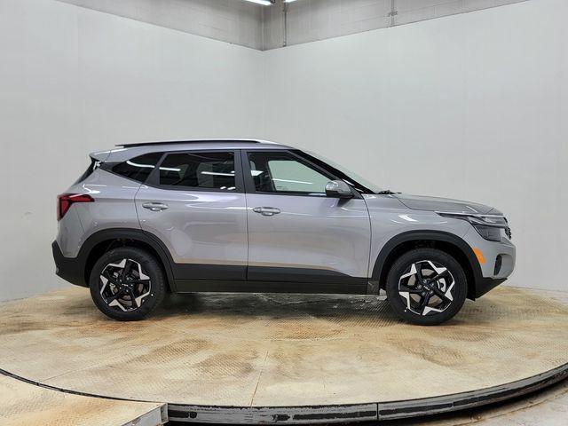 new 2026 Kia Seltos car, priced at $26,778