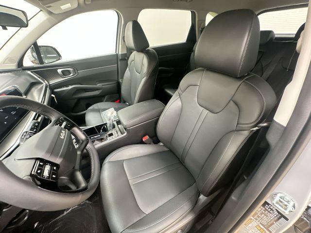 new 2026 Kia Sorento car, priced at $36,152
