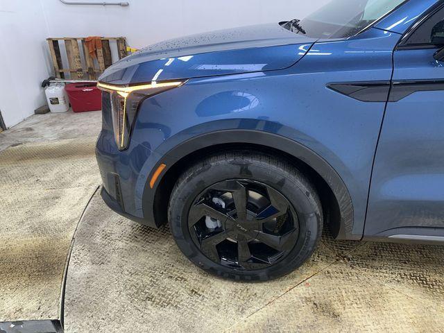 new 2026 Kia Sorento Hybrid car, priced at $44,315