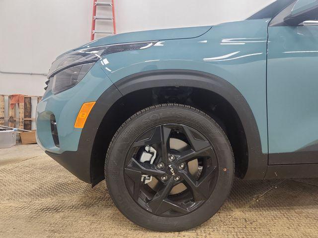 new 2026 Kia Seltos car, priced at $28,544