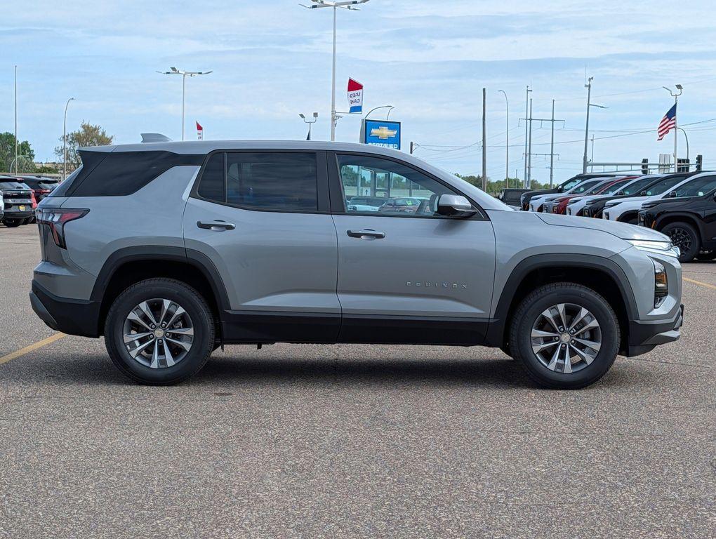 new 2026 Chevrolet Equinox car, priced at $33,277