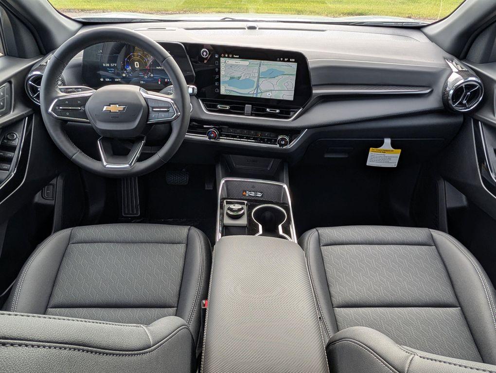 new 2026 Chevrolet Equinox car, priced at $33,277