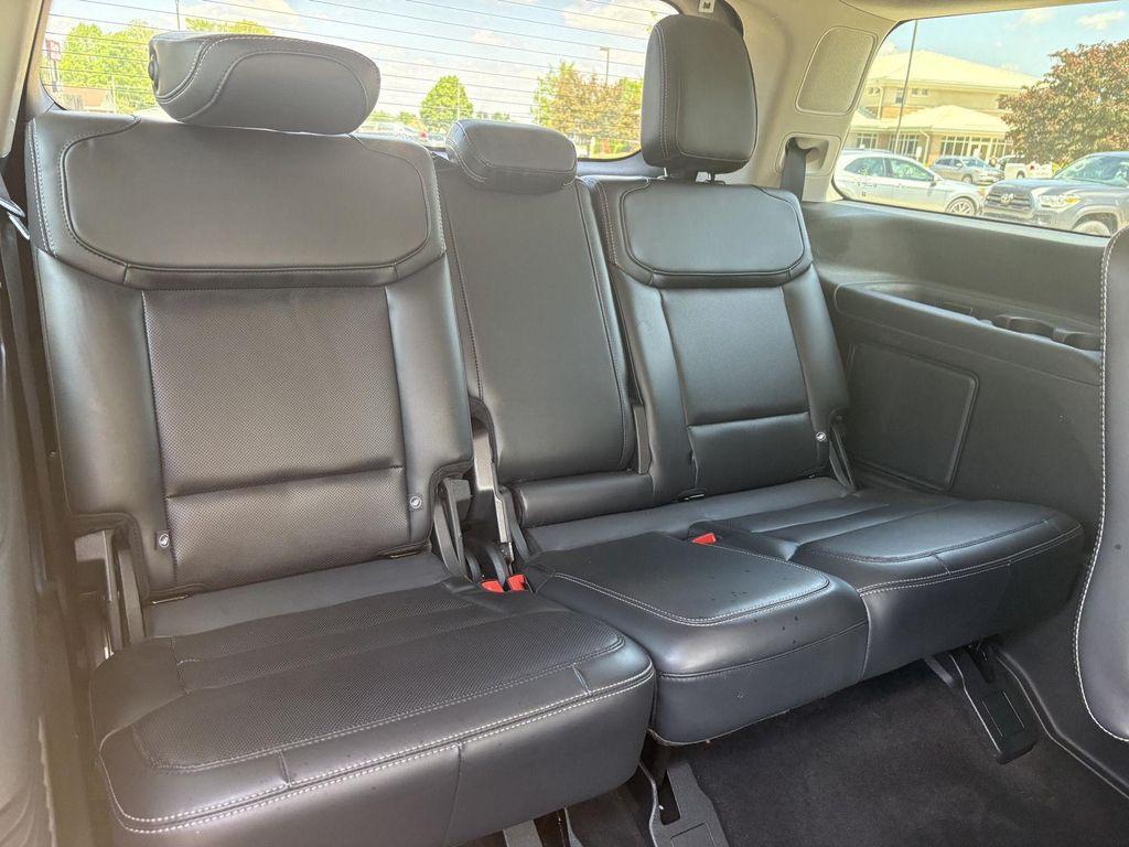 used 2025 Ford Expedition car, priced at $69,000