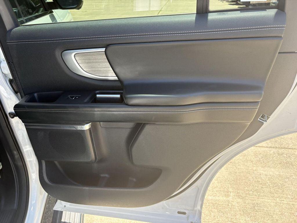 used 2025 Ford Expedition car, priced at $69,000
