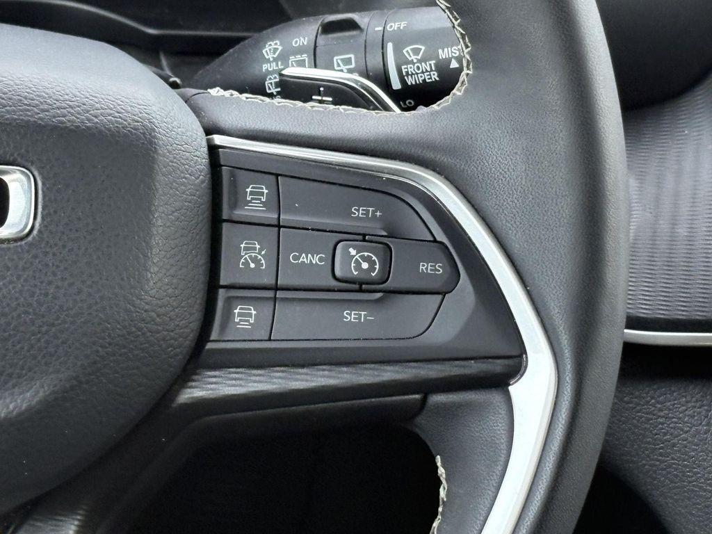 used 2025 Jeep Grand Cherokee L car, priced at $38,750