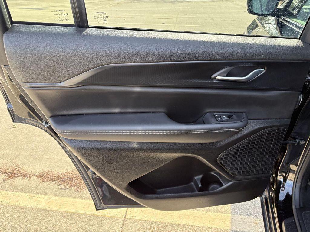 used 2025 Jeep Grand Cherokee L car, priced at $38,750