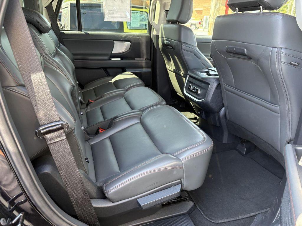 used 2025 Ford Expedition car, priced at $60,000