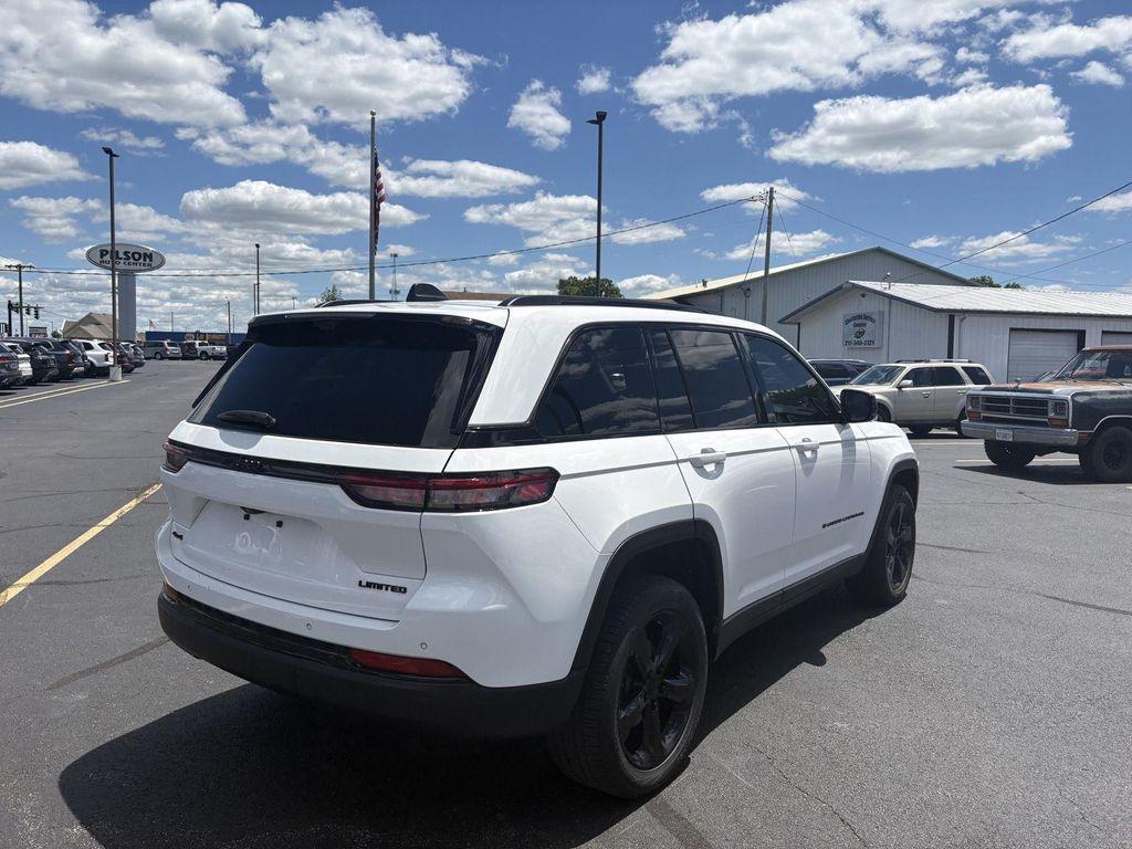 used 2023 Jeep Grand Cherokee car, priced at $29,412