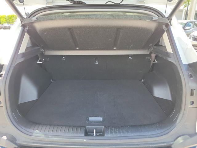 used 2025 Kia Seltos car, priced at $26,090