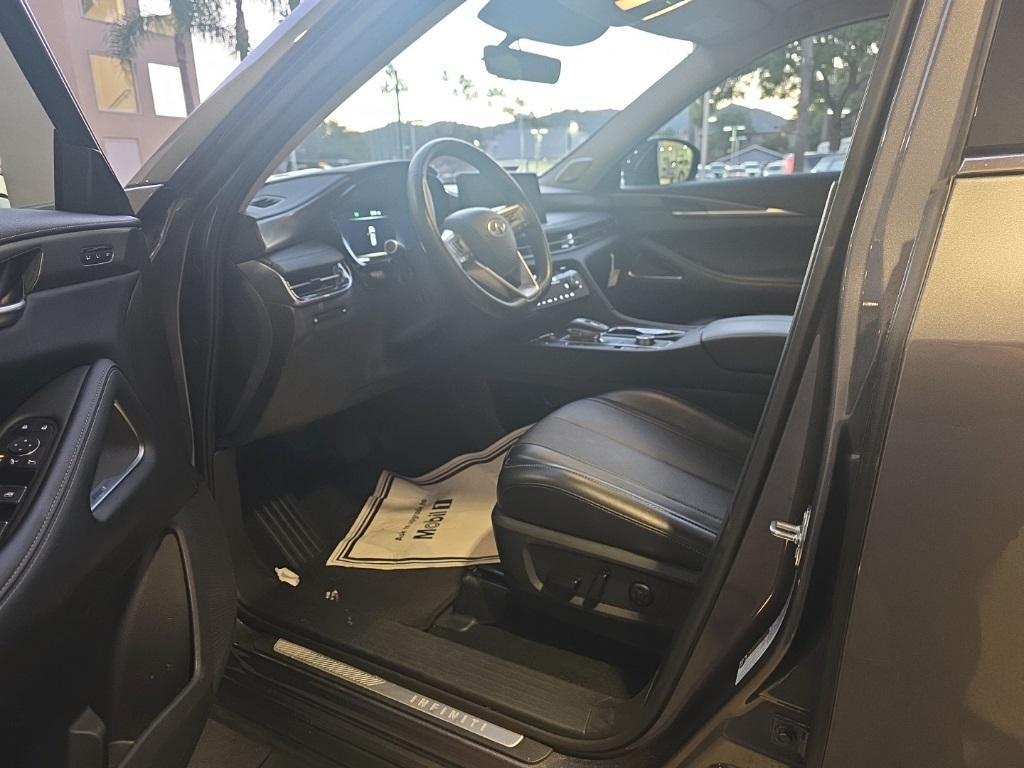 used 2025 INFINITI QX60 car, priced at $43,987
