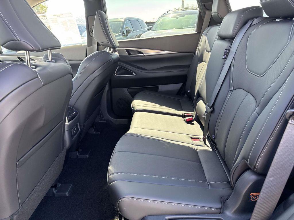 new 2026 INFINITI QX60 car, priced at $60,185
