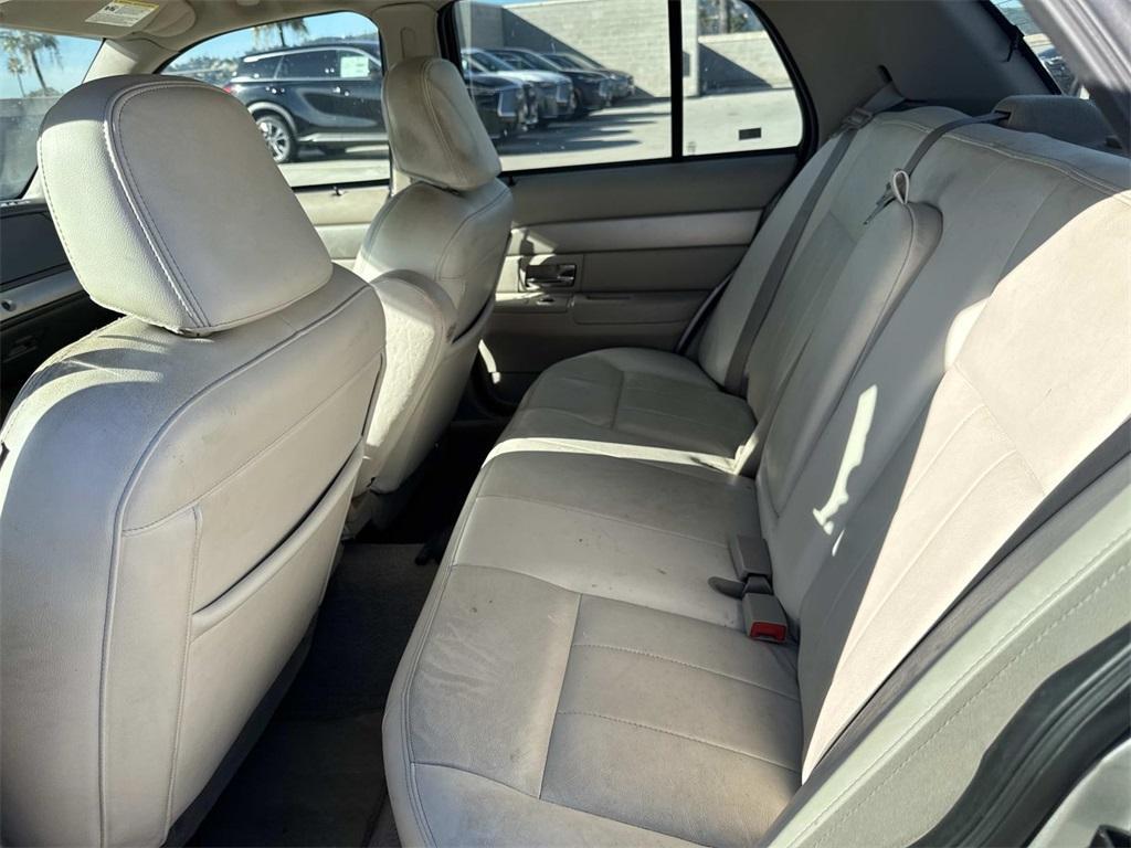 used 2008 Mercury Grand Marquis car, priced at $7,987