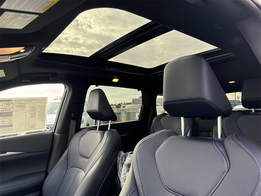 new 2026 INFINITI QX60 car, priced at $65,945