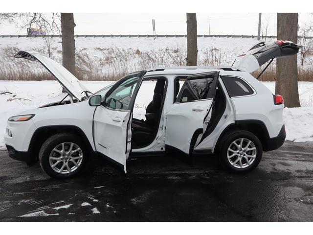 used 2017 Jeep Cherokee car, priced at $8,999