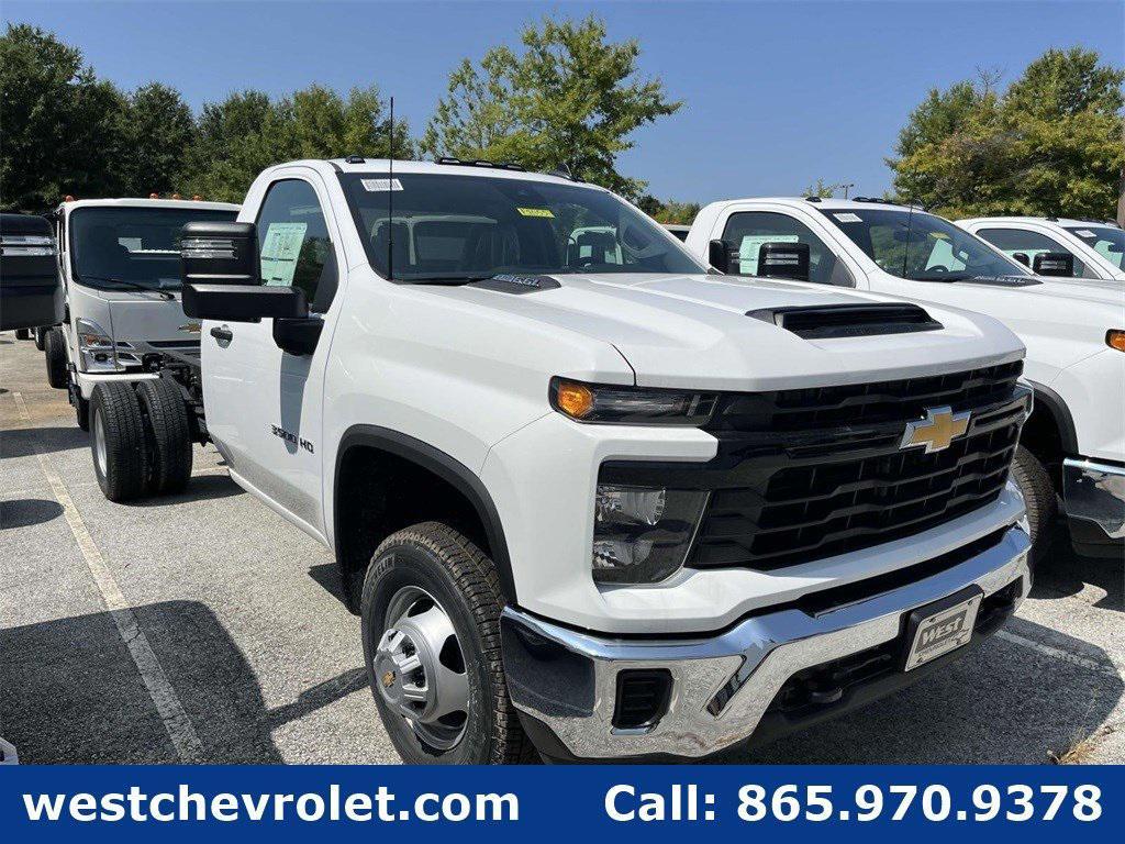 new 2024 Chevrolet Silverado 3500 car, priced at $55,899