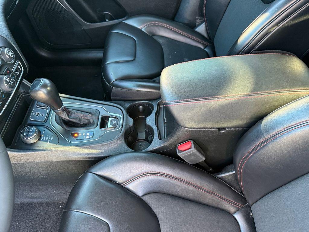 used 2022 Jeep Cherokee car, priced at $21,495