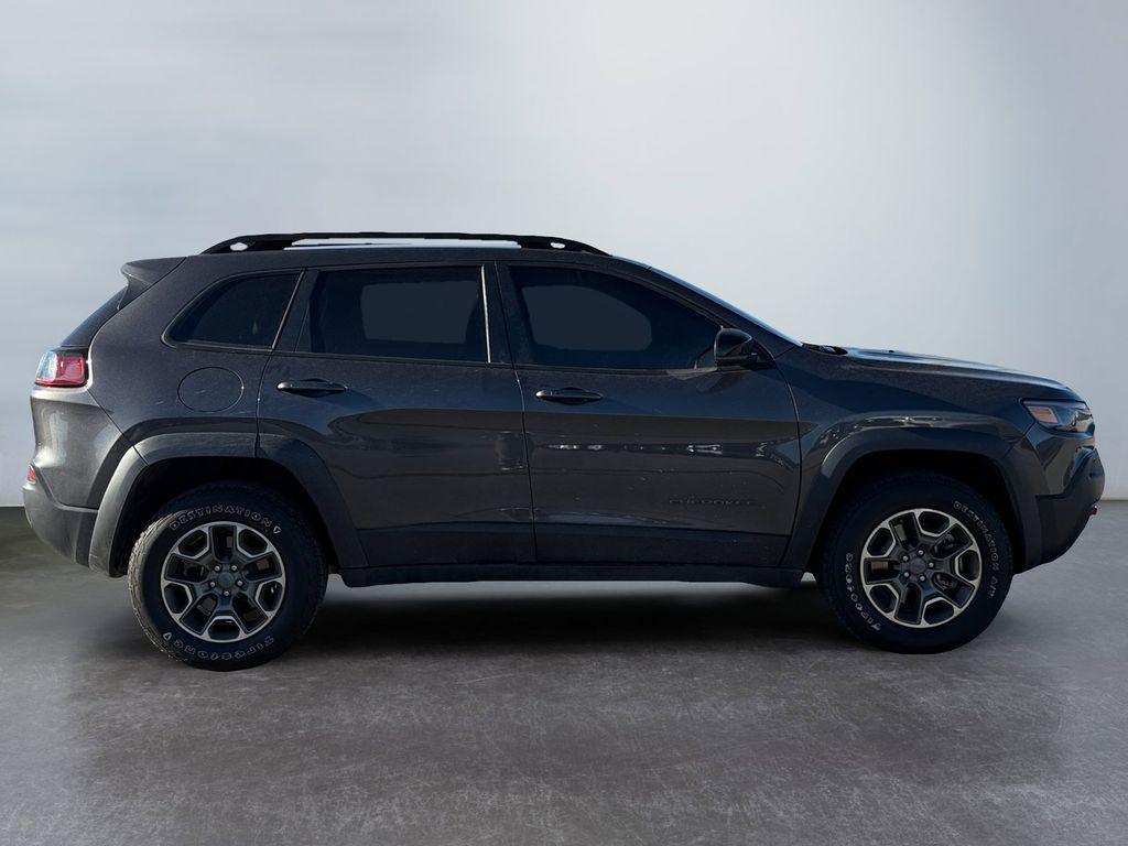 used 2022 Jeep Cherokee car, priced at $21,495
