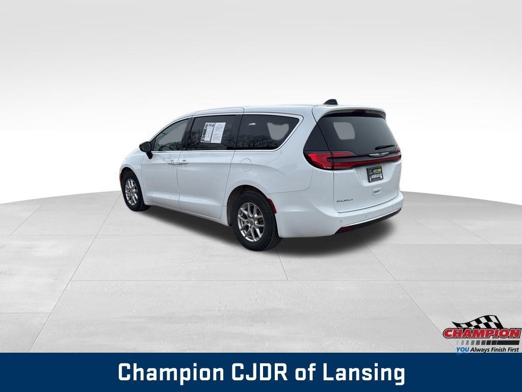 used 2024 Chrysler Pacifica car, priced at $27,981