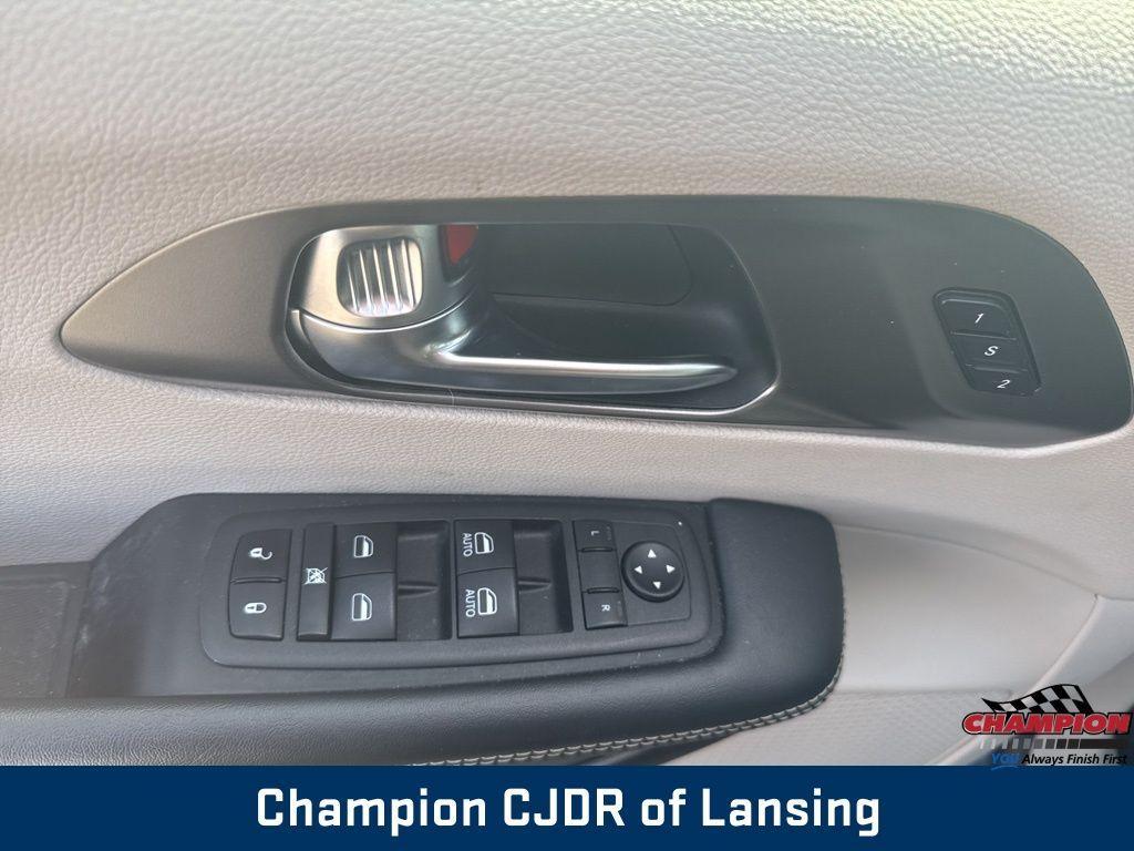 used 2023 Chrysler Pacifica car, priced at $26,481
