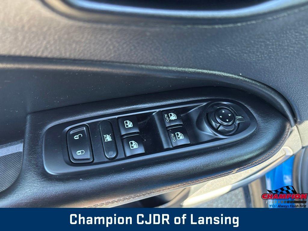 used 2021 Jeep Compass car, priced at $14,954